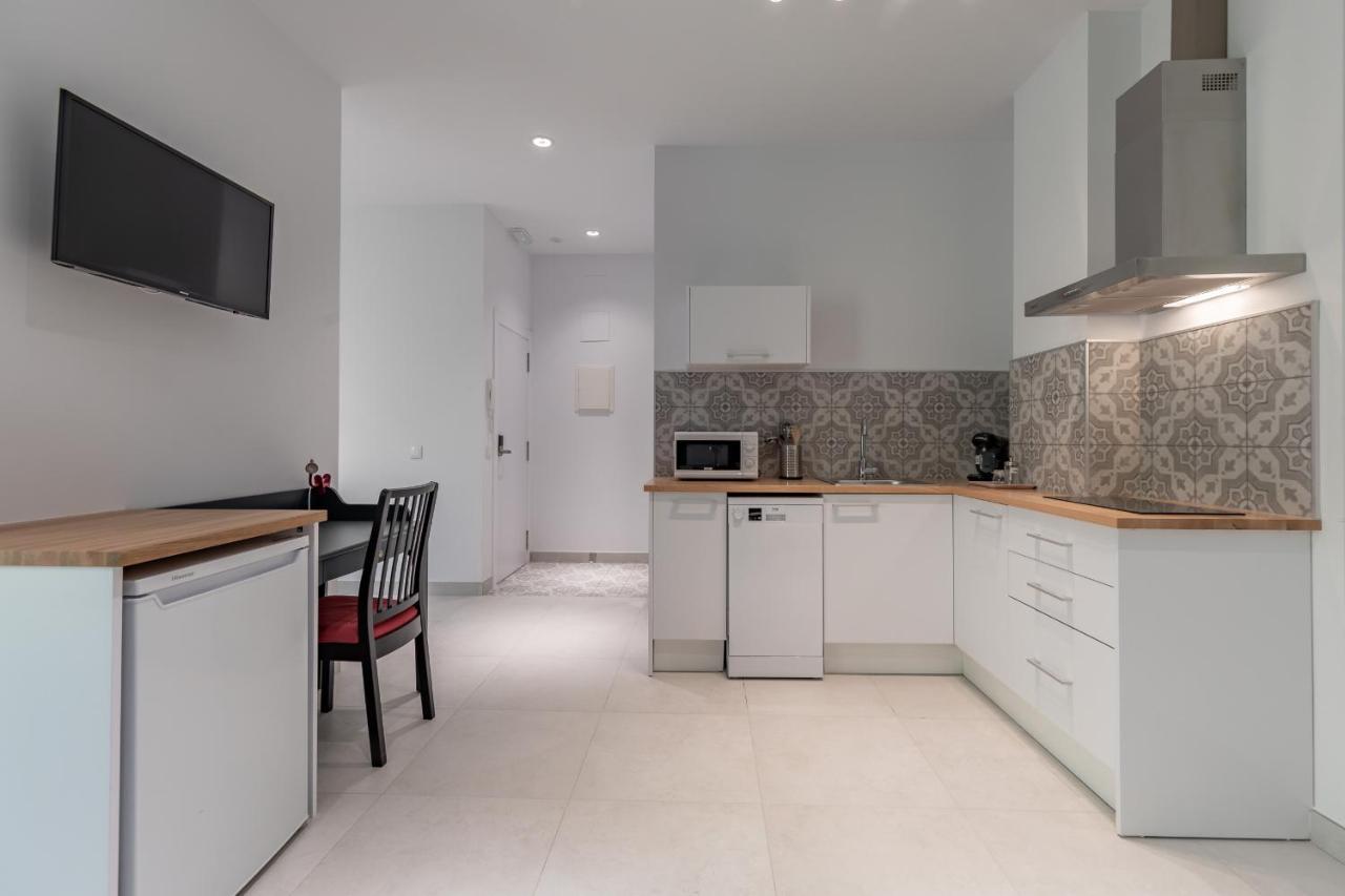 Chic & Comfortable Apartment, Private Terrace บาเลนเซีย ภายนอก รูปภาพ