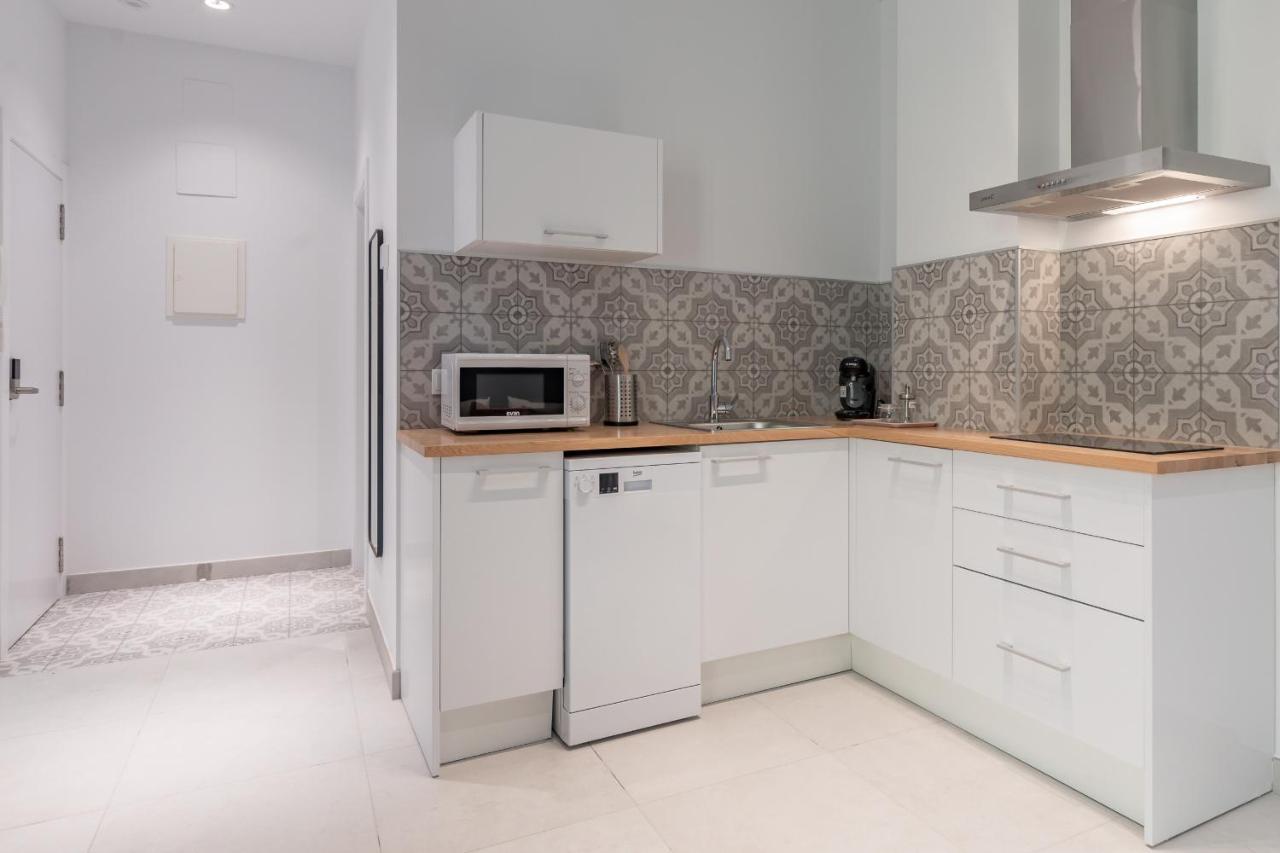 Chic & Comfortable Apartment, Private Terrace บาเลนเซีย ภายนอก รูปภาพ